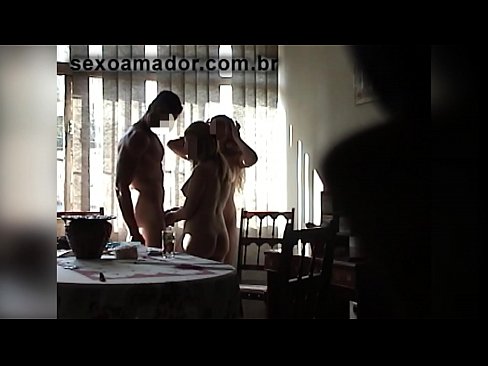 ❤️ Mmekọahụ enyi na-akpọ a ibu nwoke na a threesome na ya ❤️ Mmekọahụ ️❤